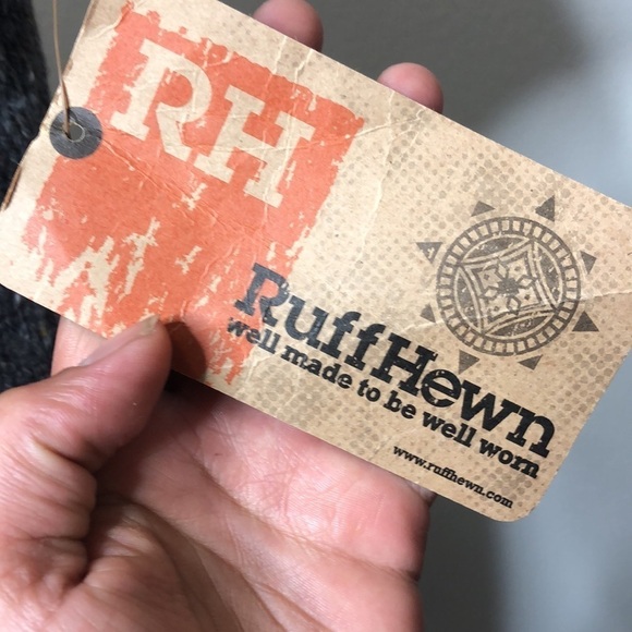 NWT RuffHewn women’s grey/red/white cowl neck sweater size Large - Picture 10 of 11